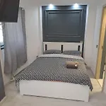 Apartment Deluxe Oldtown Bucharest